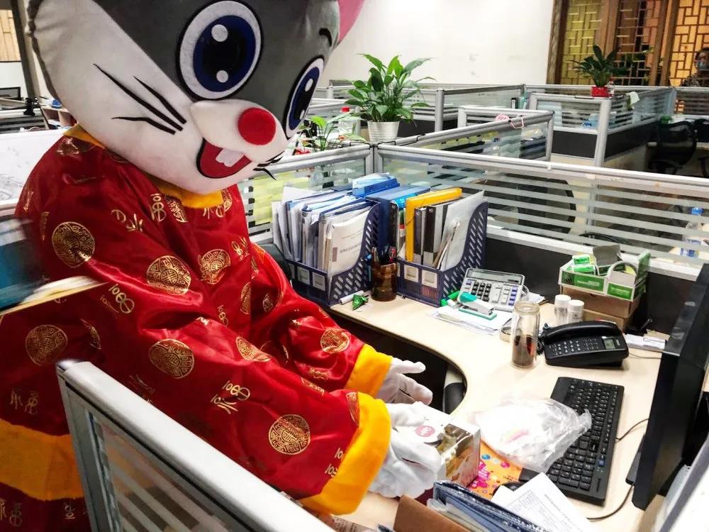 暮春三月，戴上口罩过个“生日会”吧！
